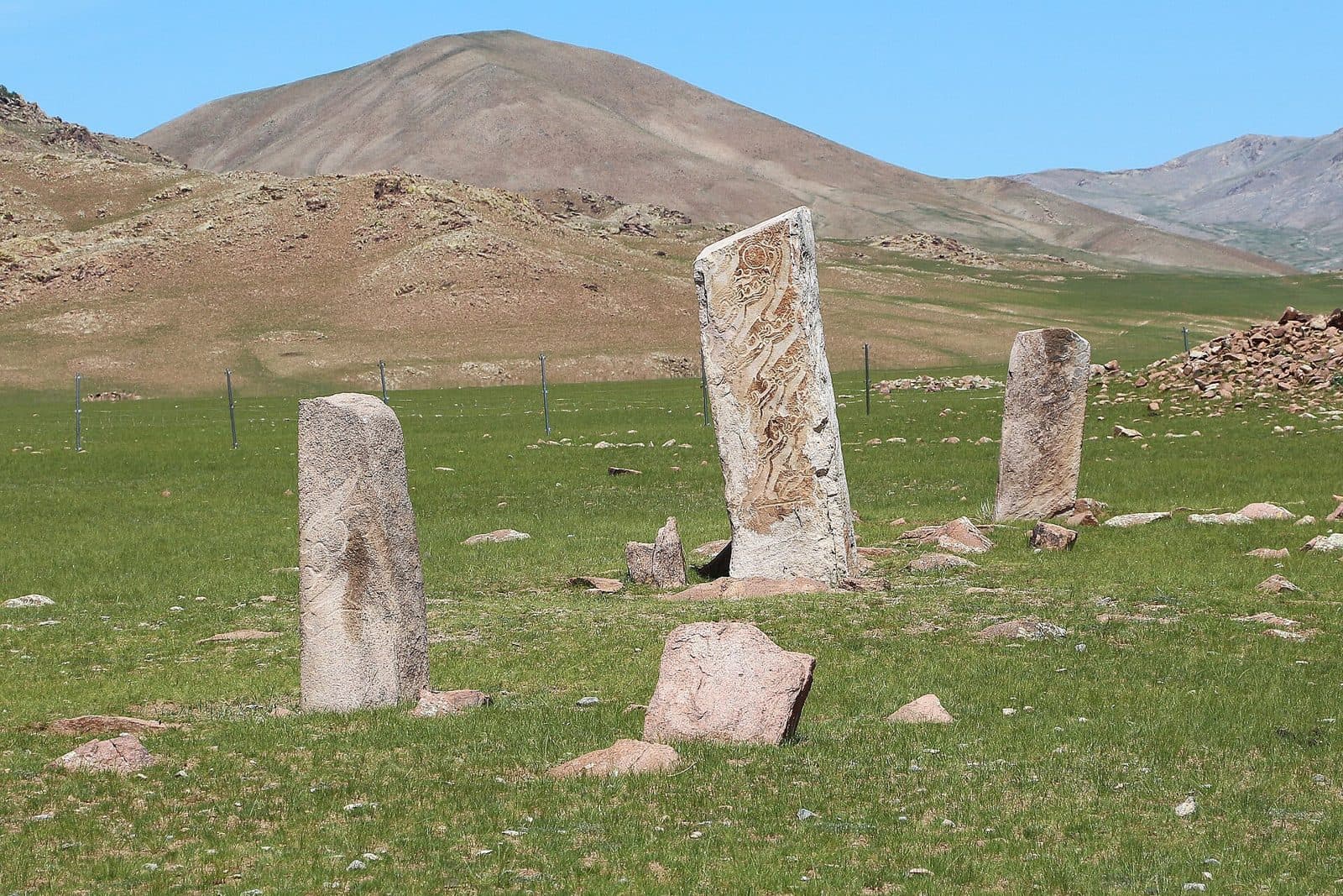 12-Day Gobi to Khuvsgul with Two Flights